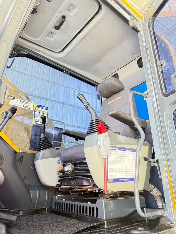 Komatsu PC200-8MO ปี 2018 สีเดิม