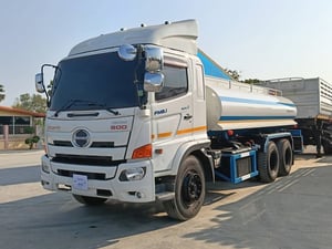 HINO FM8J 260 บรรทุกน้ำ