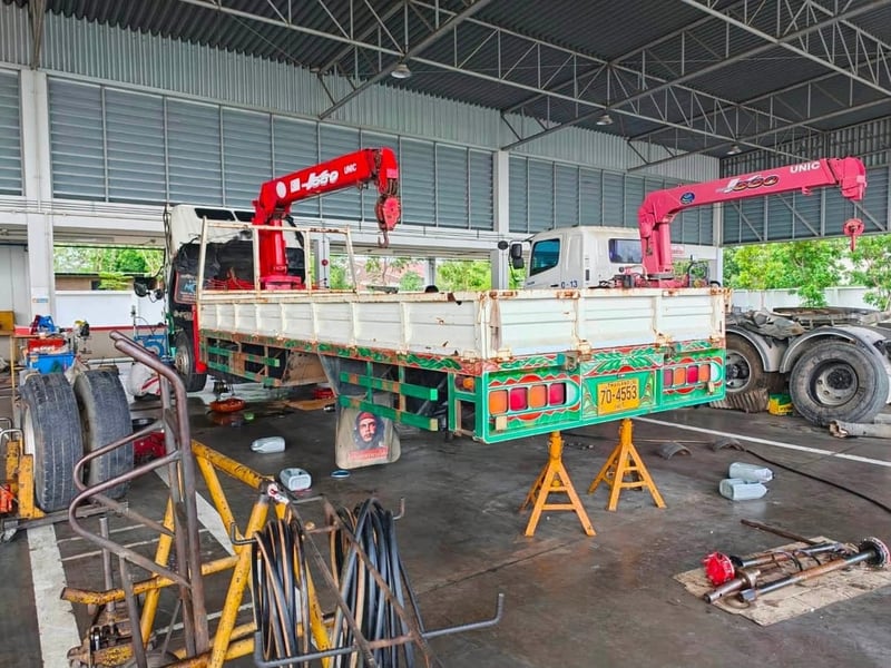 HINO FF1J 210 แรงสนใจ 088-9799578 ติดเครน 5 ตัน HINO FF1J 210 แรงสนใจ 088-9799578 ติดเครน 5 ตัน