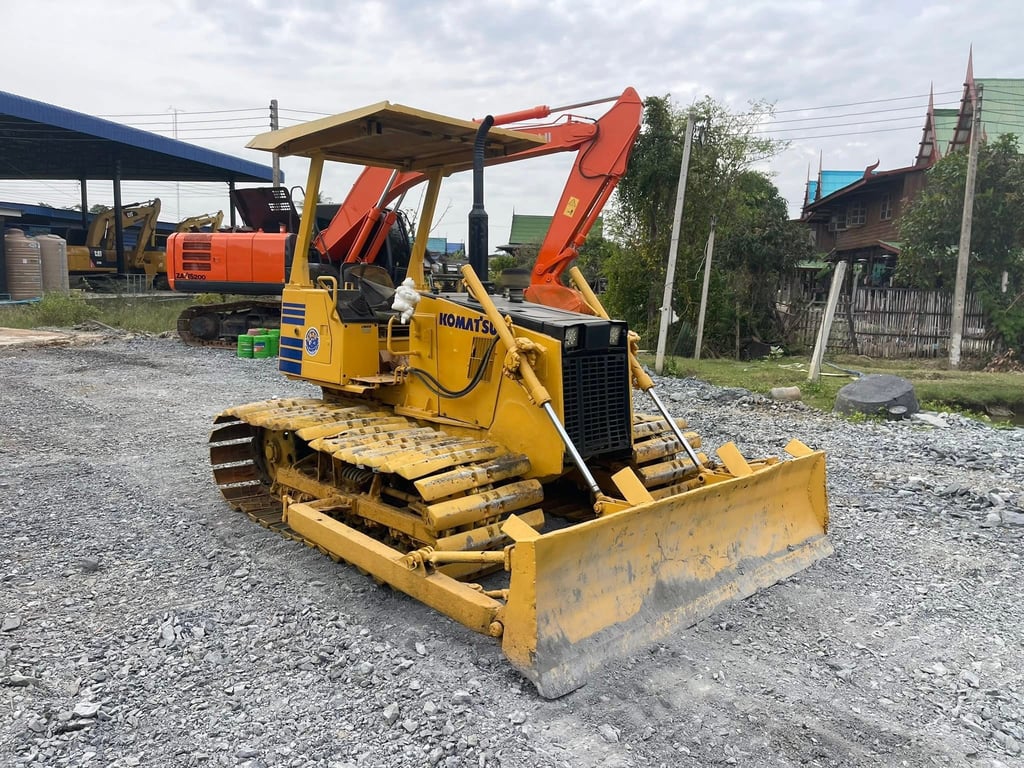 D20-7PL เครื่องดี เกียดี โซ่ใหม่ ช่วงล่างดีมาก ใบมีสไลด์ แท็กใหญ่ D20-7PL เครื่องดี เกียดี โซ่ใหม่ ช่วงล่างดีมาก ใบมีสไลด์ แท็กใหญ่