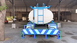 HINO 212 แรง บรรทุกน้ำ แท็งก์จุ 6,000 ลิตร