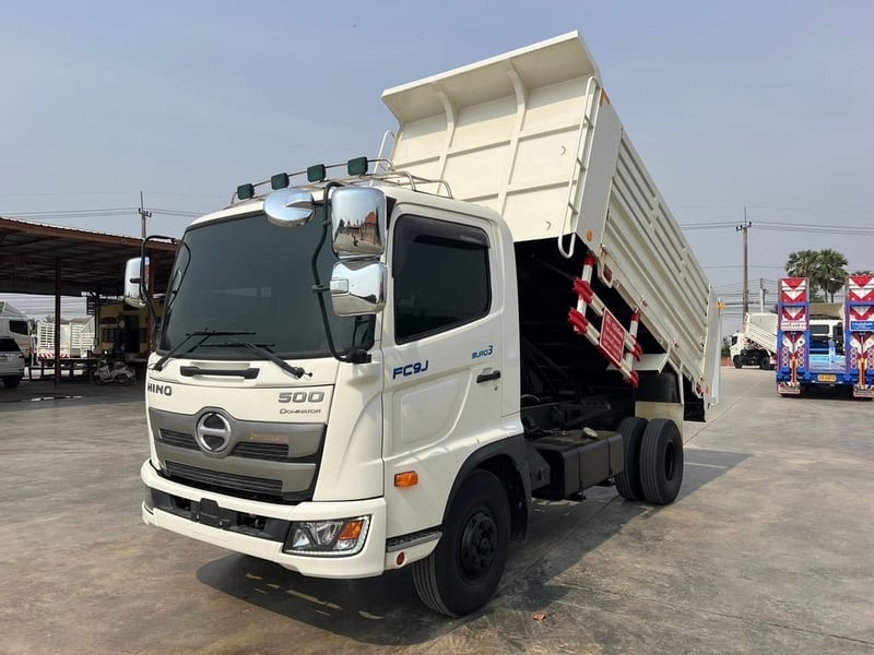 ไมล์ 1 หมื่นนิด❗️HINO FC9J 210  ยาว 4.00 เมตร  ปี 2566 อิฐ