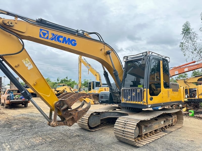 ไมล์ ชม 4500❗️XCMG. XE 135B เล่มทะเบียน อิฐ