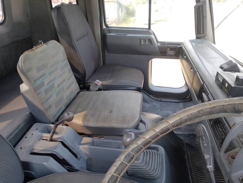 10ล้อ FM3M เครื่อง M10C 240  ปี 2554  ท้ายลาด สองเพลา