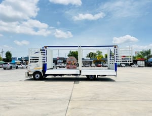HINO NEW FC9J 210 กะบะเหล็กเปิด ได้รอบ HINO NEW FC9J 210 กะบะเหล็กเปิด ได้รอบ