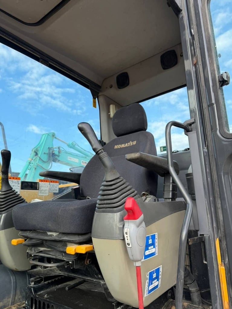 Komatsu PC120-8 from japan (เก่า🇯🇵) ดาวน์ 300,000อิฐ Komatsu PC120-8 from japan (เก่า🇯🇵) ดาวน์ 300,000อิฐ