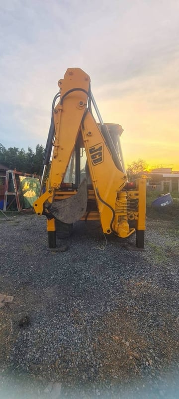 ตักหน้า ขุดหลัง JCB3CX พร้อมใช้ ใบชื่อขาย ตักหน้า ขุดหลัง JCB3CX พร้อมใช้ ใบชื่อขาย