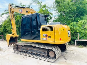 CAT313D2GC สวยๆมือเดียวป้ายแดง CAT313D2GC สวยๆมือเดียวป้ายแดง