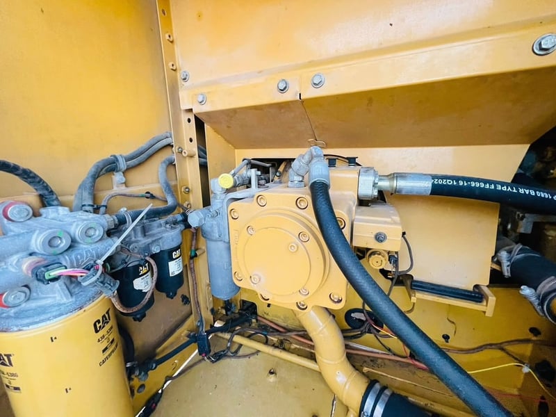 CAT320D เน็กเจน 6 สุป เดิมๆมือเดียวป้ายแดง เครื่องปั้มแห้ง