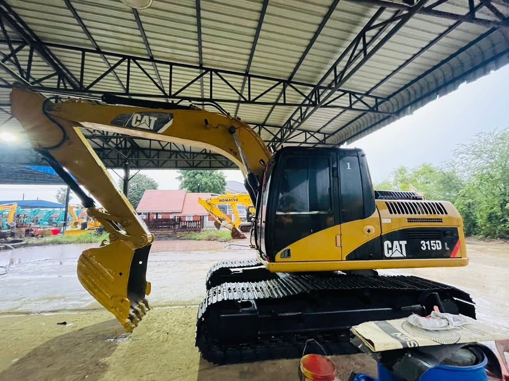 CAT315DL ไฟฟ้าครบ ระบบดี  เครื่องปั๊มแห้ง โซ่สวยช่วงล่างดีเอวแน่น