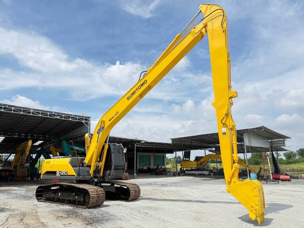ไมล์ 8.900❗️Sumitomo SH210-5F บูมยาว 16 เมตร ไมล์ 8.900❗️Sumitomo SH210-5F บูมยาว 16 เมตร