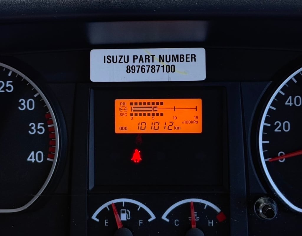 6ล้อ NEW ISUZU.FRR 210 แรง ปี 2566 กะบะเหล็ก