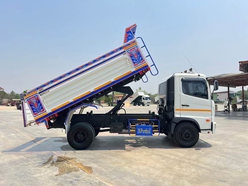 ไมล์ 22,387 กิโล❗️HINO FC9J 210 ดั้มพ์ ยาว 4.00 เมตร ปี 2566 ไมล์ 22,387 กิโล❗️HINO FC9J 210 ดั้มพ์ ยาว 4.00 เมตร ปี 2566