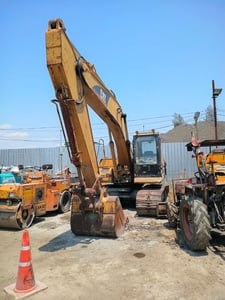 CATERPILLAR 320B ช่างล่างดี เครื่อง-ปั้มดี มี 2 คันให้เลือก