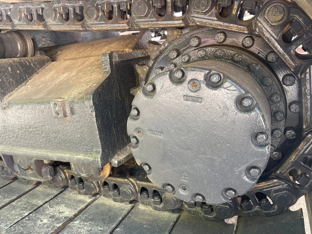 ZX200-5G ไฟฟ้าครบ ระบบดี เครื่องดี ปั้มแห้ง โช่ใหม่ เฟรมสวย