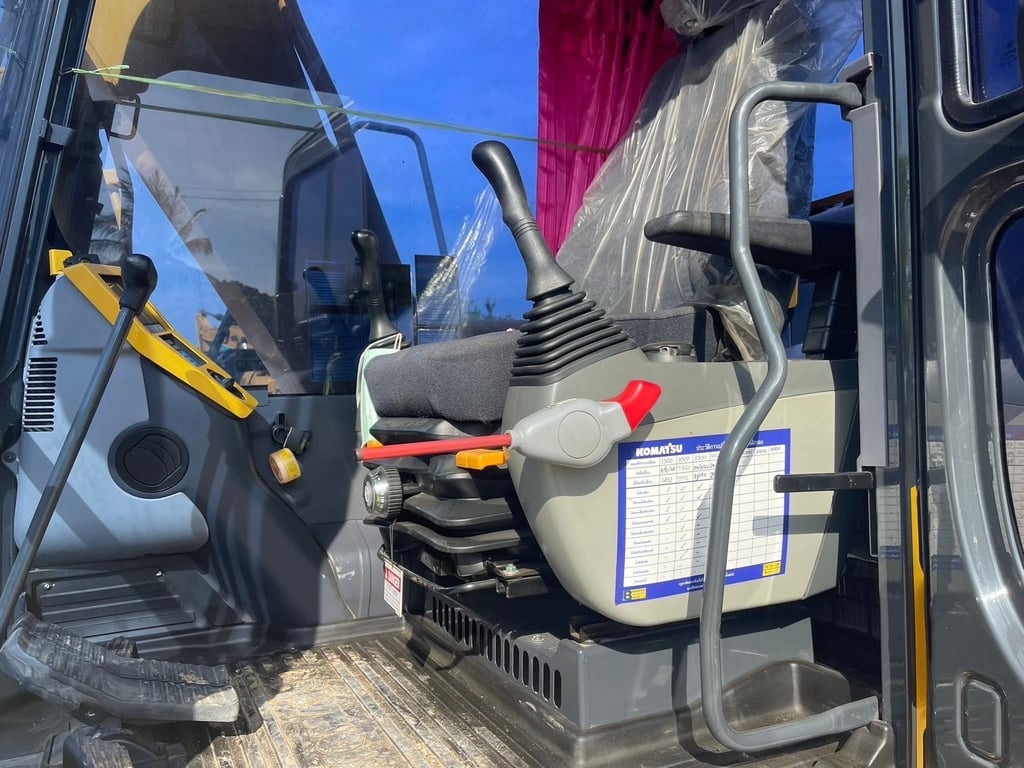 PC130-8MO ชุดจดทะเบียน มือเดียวป้ายแดง PC130-8MO ชุดจดทะเบียน มือเดียวป้ายแดง