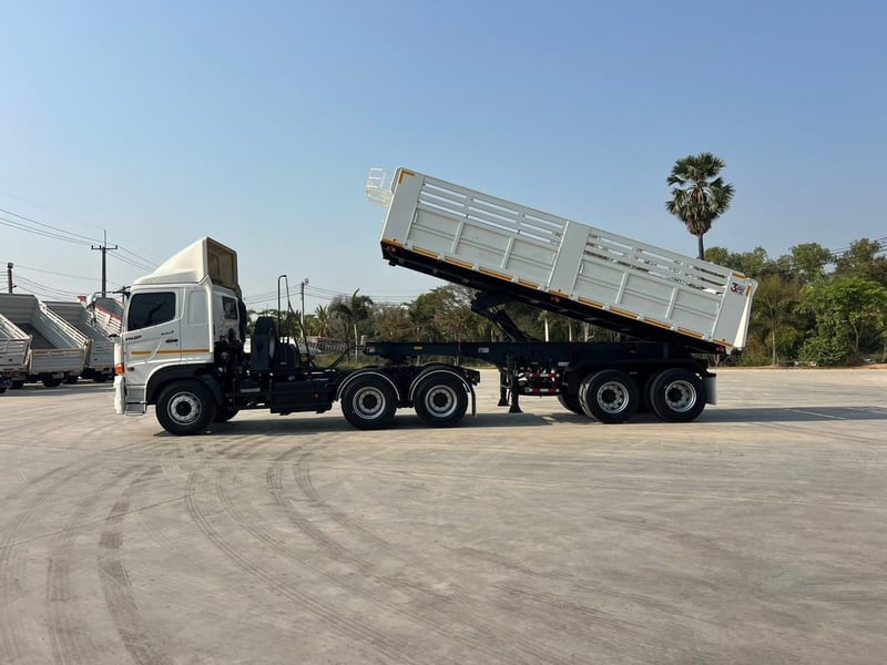 HINO FM2P 380 หัวลากพร้อมหางเซมิดั้มพ์ HINO FM2P 380 หัวลากพร้อมหางเซมิดั้มพ์