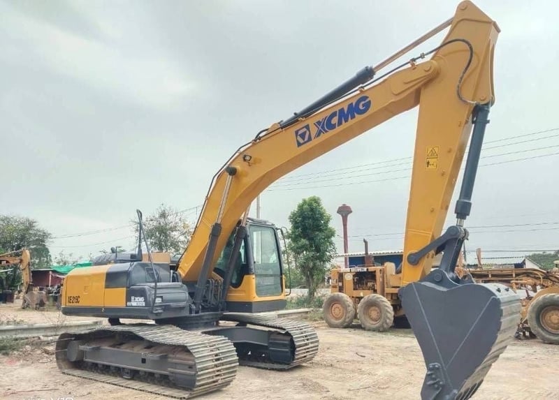 ไมล์ ช.ม 5746❗️XCMG XE215C  เครื่องดีปั้มดี