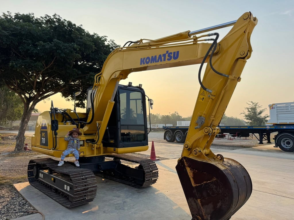 ไมล์ ช.ม 898❗️KOMATSU PC70-8   PM เหลือ 4,000 ช.ม