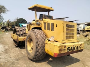 SAKAI SV 500 TF ขนาด 10 ตัน 2 เพลา SAKAI SV 500 TF ขนาด 10 ตัน 2 เพลา