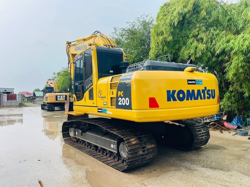 รถแบคโฮ PC200-8MO รถมือเดียว จอเหลืองกล้องหลัง