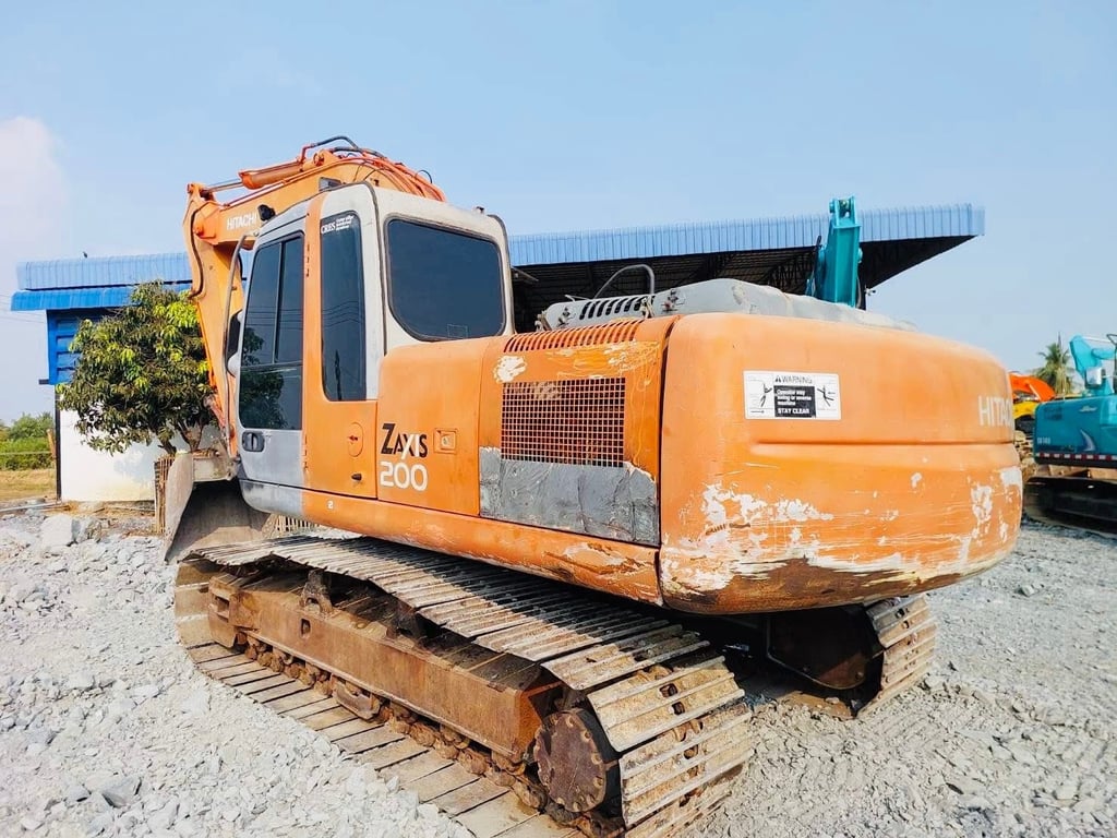 ZX200-1 สีเดิมมือเดียวป้ายแดง เก่าเก็บ ZX200-1 สีเดิมมือเดียวป้ายแดง เก่าเก็บ