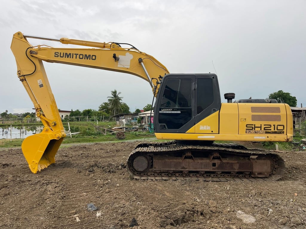 SH210F-5 ไฟฟ้าครบ ระบบดี เครื่อง-ปั๊มแห้ง