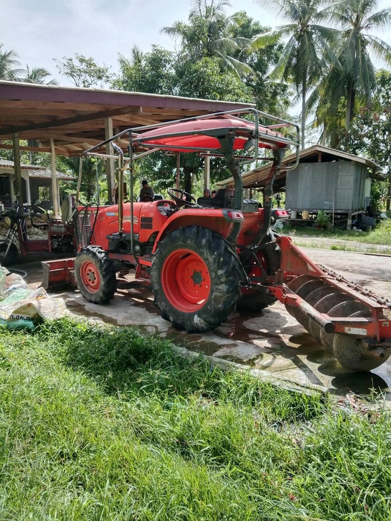 คูโบต้า,L6085 มีอุปกรณ์ใบมีด จาน7รถ? คูโบต้า,L6085 มีอุปกรณ์ใบมีด จาน7รถ?