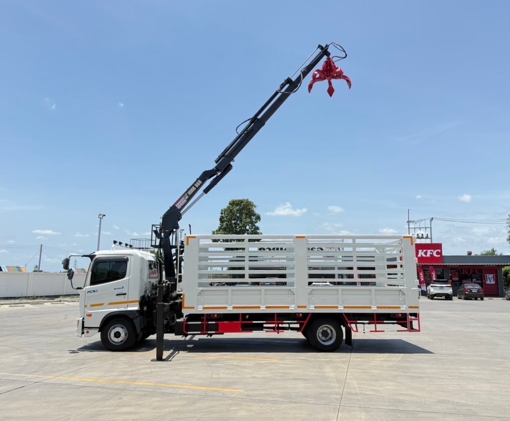 6ล้อติดเครน HINO FC9J 175 แรง เฮี้ยบมือขยุ้ม ขนาด 3 ตัน