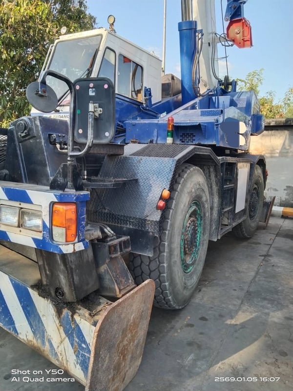 TADANO เครนขนาด 25 ตัน  ไฟฟ้าทุกระบบเต็ม 