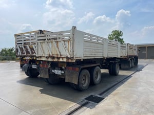 ISUZU FXZ 360 แม่ปี 2561 ลูกปี 2563 ISUZU เดก้า 320 แม่ปี 2550 ลูกปี 2555 ISUZU FXZ 360 แม่ปี 2561 ลูกปี 2563 ISUZU เดก้า 320 แม่ปี 2550 ลูกปี 2555