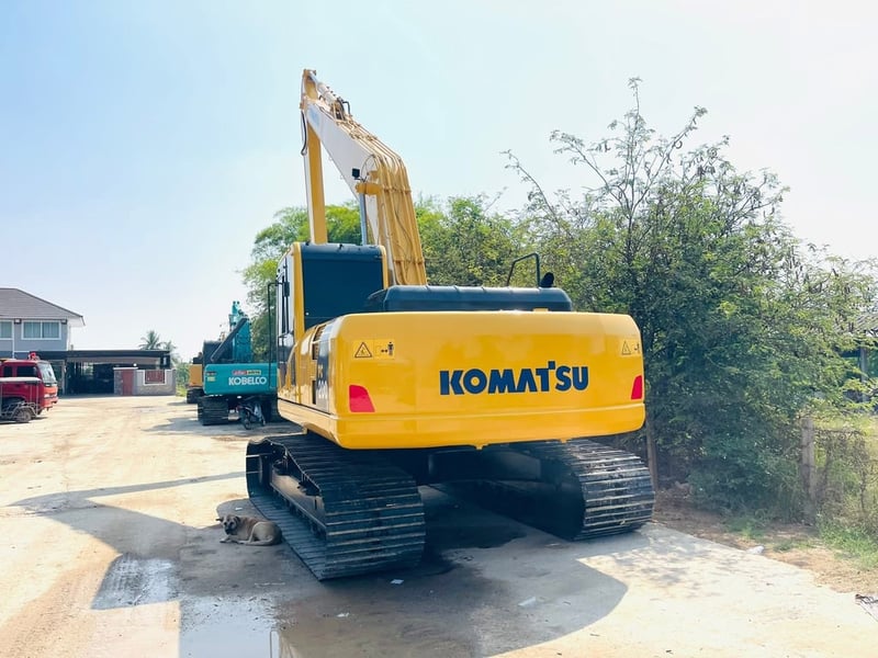 PC200-8LC บุมยาว18เมตร สวยเดิมๆ PC200-8LC บุมยาว18เมตร สวยเดิมๆ