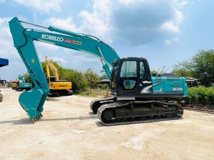 CAT313D2 รถสวยมือเดียวป้ายแดง CAT313D2 รถสวยมือเดียวป้ายแดง