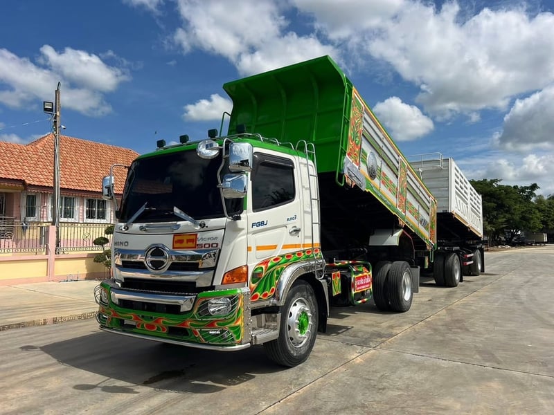 พ่วงแม่ลูก HINO FG8J 240 (6ล้อดัมพ์) ปิเนียม ยาว 5.60 เมตร  ไมล์ 61,747 กิโล