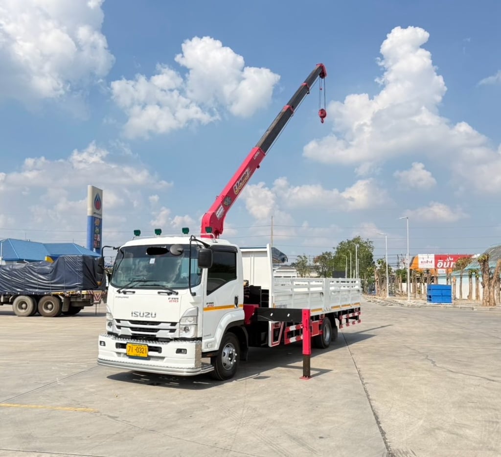 ฟรีๆ❗️ค่าจัด ค่าโอน ค่าส่ง ทั่วไทย❗️ไมล์ 84,526 กิโล ISUZU NEW FRR 210 ปี 2566 ติดเครน 3 ตัน