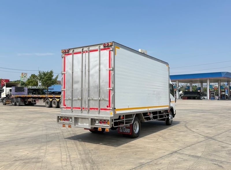 เข้าใหม่❗️เลขไมล์ 64,366 กิโลเมตร ISUZU NEW FRR 210 ดั้มพ์ 5 คิว เข้าใหม่❗️เลขไมล์ 64,366 กิโลเมตร ISUZU NEW FRR 210 ดั้มพ์ 5 คิว