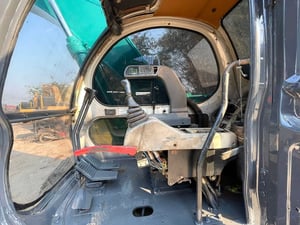 รถแบคโฮ SK200-5 มาร์คไฟ ไฟฟ้าครบ รถแบคโฮ SK200-5 มาร์คไฟ ไฟฟ้าครบ