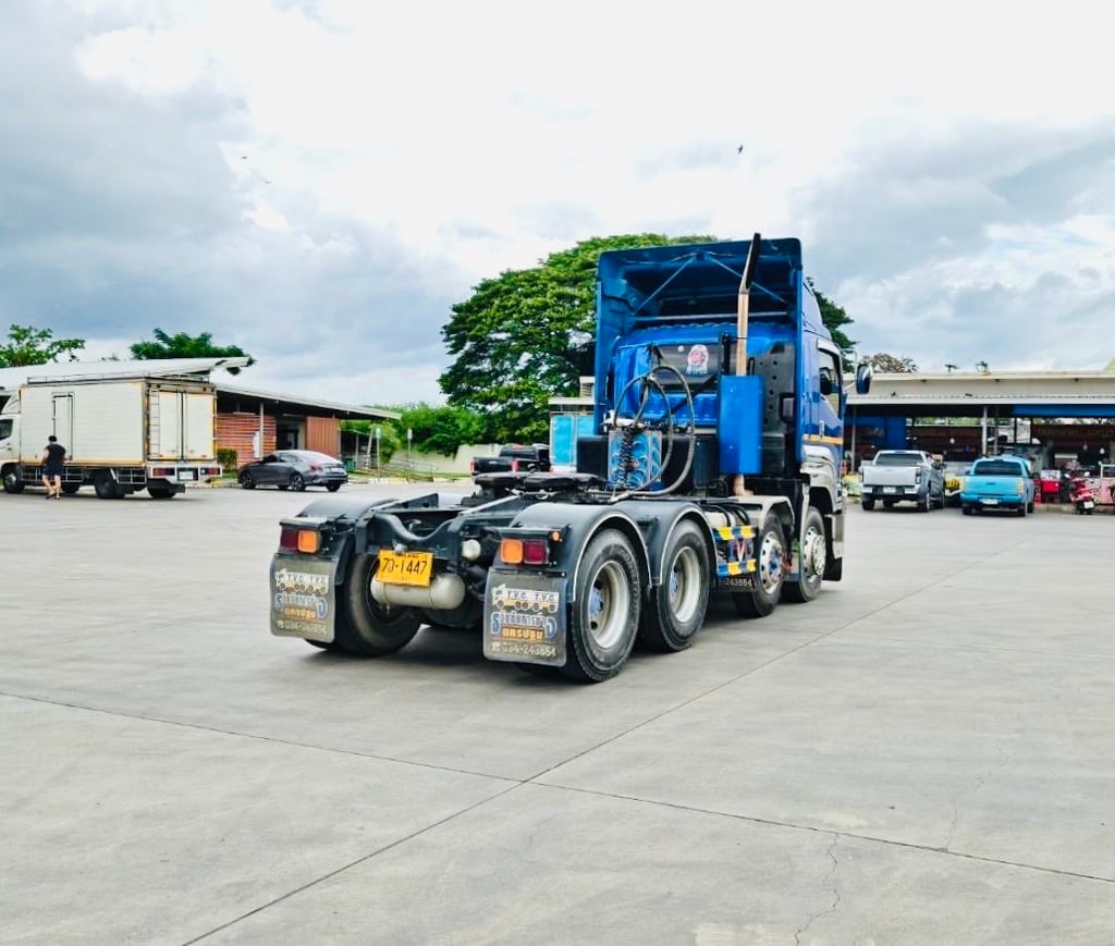 ISUZU GXZ 360 หัวลาก12ล้อ  มีระบบ ดั้มพ์พรัอมใช้ ไมล์ 91839 กิโล ปี 2567