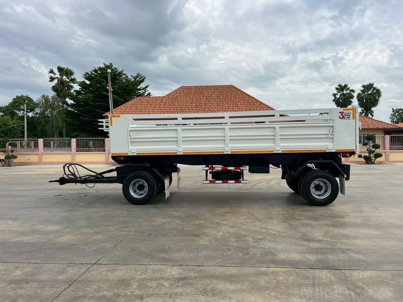 ลูกพ่วงดั้มพ์ (สำหรับ6ล้อ) ยาง 8.25  ขอบ 16  ยาว 5.75 เมตร ปี 2562