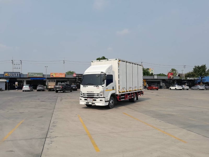 ไมล์ 41,066❗️ISUZU NEW FRR 210  ตู้แห้ง 10 บาน