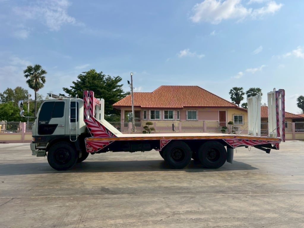 HINO FW3H 195 สองเพลา ท้ายลาด บรรทุกรถ กะบะต่อใหม่