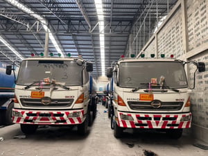 HINO FM1J 245 แรง พ่วงแม่ลูก แท็งก์สวย HINO FM1J 245 แรง พ่วงแม่ลูก แท็งก์สวย