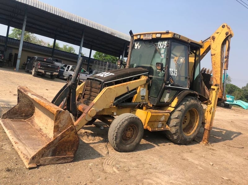 CATERPILLAR 424D รถตักหน้าขุดหลัง ไฟฟ้าครบ  แอร์เย็น 