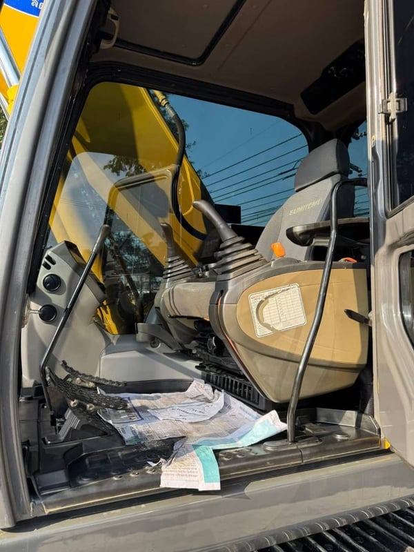 Sumitomo SH210-6F ไมล์ 1x,xxx ชม. พร้อมลายหัวเจาะ Sumitomo SH210-6F ไมล์ 1x,xxx ชม. พร้อมลายหัวเจาะ