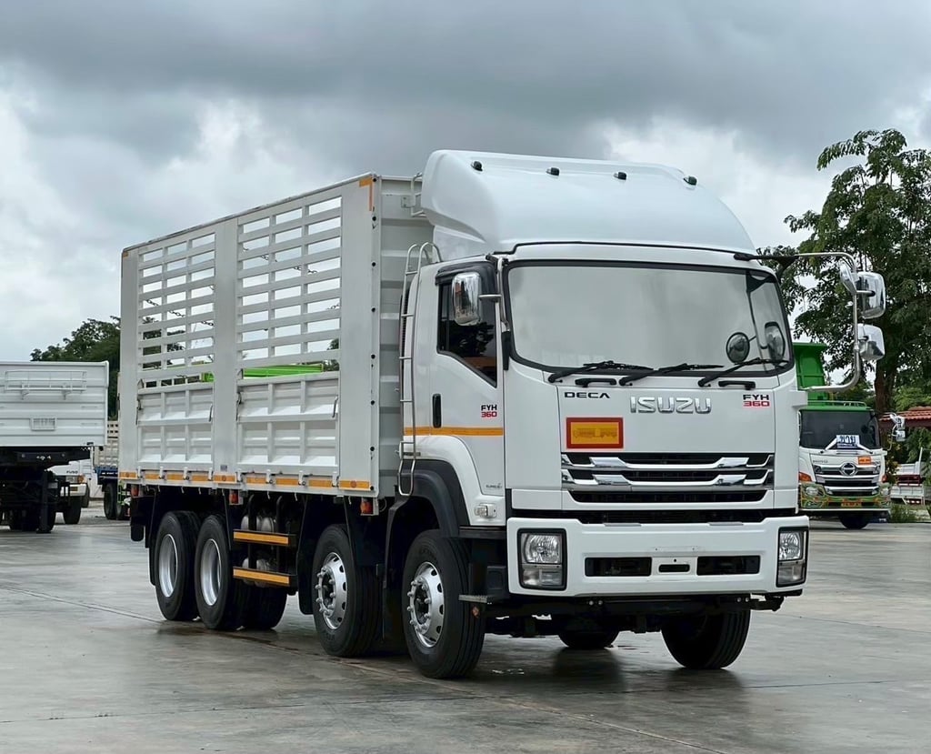 ISUZU  FYH 360 JT 12 ล้อแท้ ยาว 7 เมตร  อู่ พนัส  ไมล์ 217,908 กิโล ปี 2564