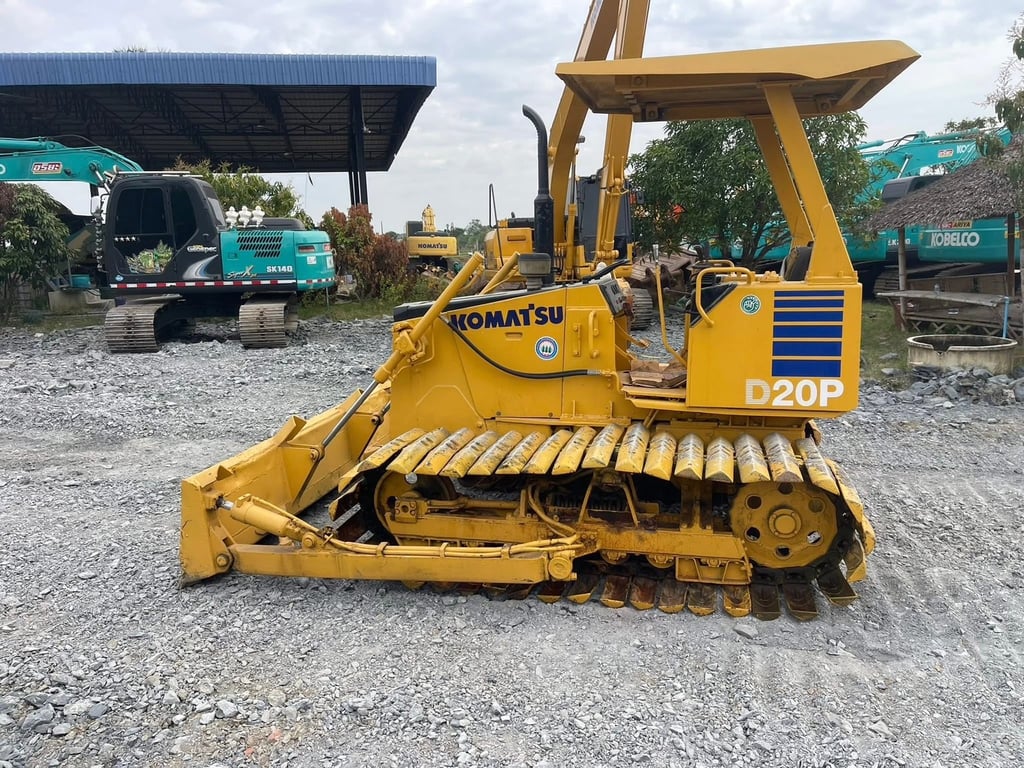 D20-7PL เครื่องดี เกียดี โซ่ใหม่ ช่วงล่างดีมาก ใบมีสไลด์ D20-7PL เครื่องดี เกียดี โซ่ใหม่ ช่วงล่างดีมาก ใบมีสไลด์