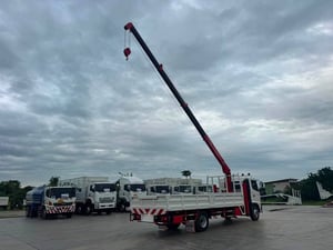 HINO 175 แรง ติดเครน 3.30 ตัน 4 ปลอก HINO 175 แรง ติดเครน 3.30 ตัน 4 ปลอก
