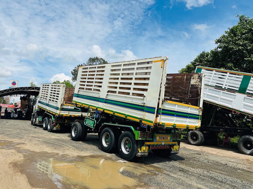 ISUZU FXZ 360 ปี 2560 พ่วงแม่ลูกดั้มพ์ คอกเกษตร ISUZU FXZ 360 ปี 2560 พ่วงแม่ลูกดั้มพ์ คอกเกษตร