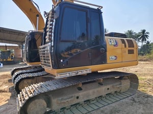 Cat 320 Gx ไมล์ ชม.8000 ป้ายแดงมือเดียว 