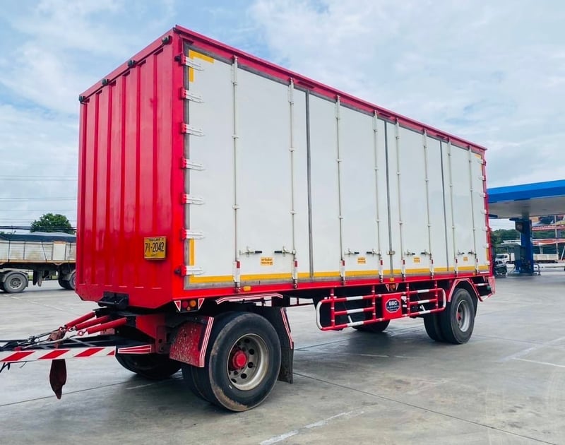 ขายลูกพ่วงตู้แห้ง 10 บาน  ยาว 7.70 เมตร